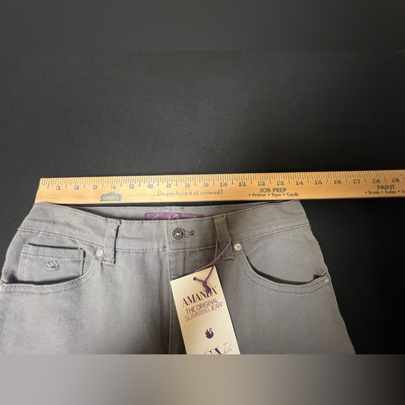 GLORIA VANDERBILT GRAY SIZE 4 AVERAGE STRAIGHT LEG JEAN. “AMANDA” 5 POCKETS - Picture 9 of 14